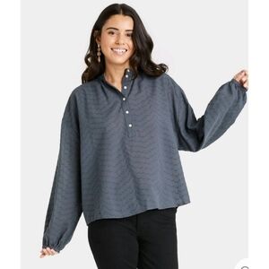 Universal Thread Balloon sleeve Poet blouse Blue/Gray Size XS